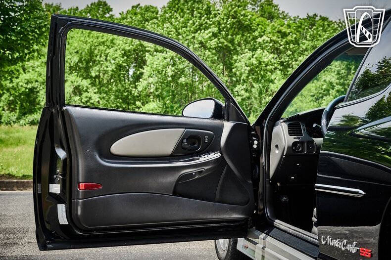 2002 Chevrolet Monte Carlo SS