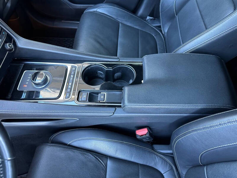 2017 Jaguar F-PACE 20d R-Sport