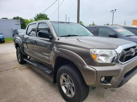 2013 Toyota Tacoma for sale at CE Auto Sales in Baytown TX