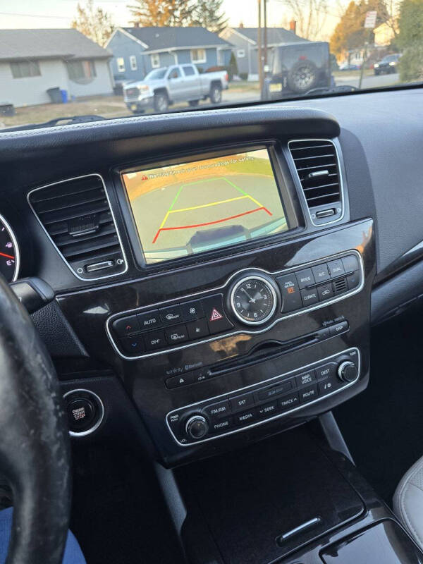 2014 Kia Cadenza Premium