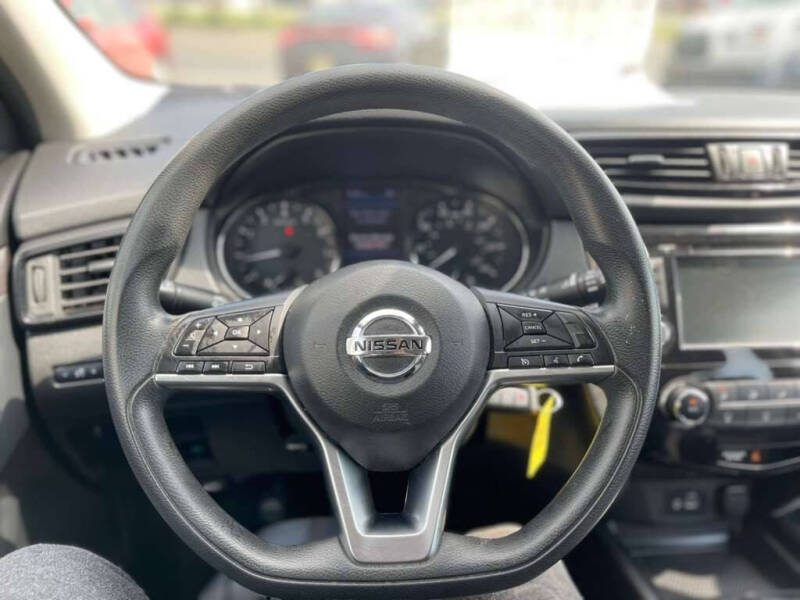 2020 Nissan Rogue Sport S