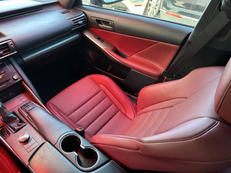 2018 Lexus IS 350
