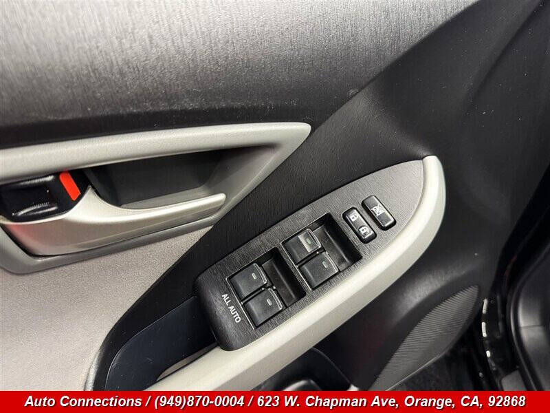 2014 Toyota Prius Two