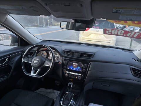 2019 Nissan Rogue SV