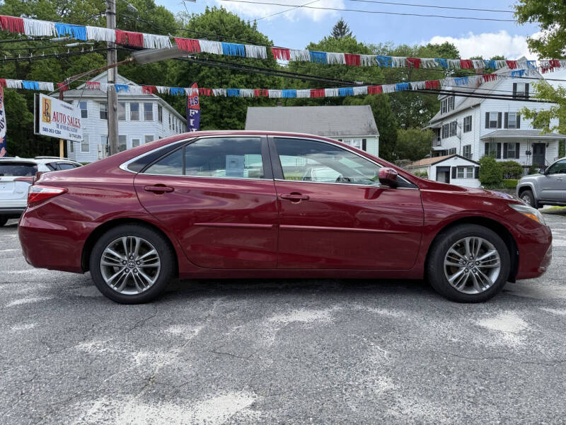 2017 Toyota Camry SE