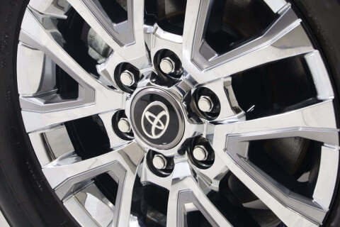 2024 Toyota Tacoma Limited HV