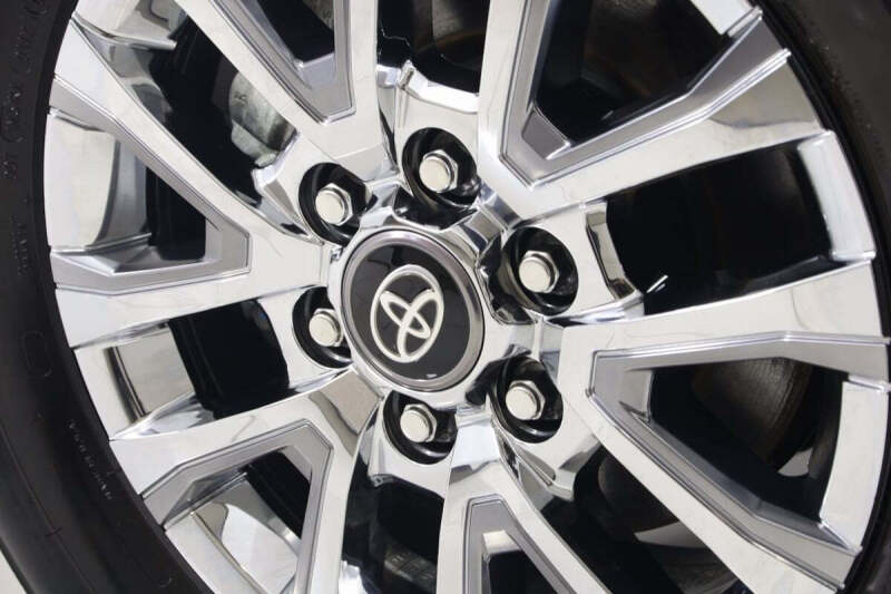 2024 Toyota Tacoma Limited HV