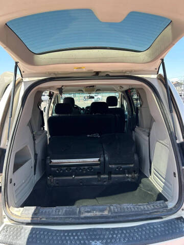 2008 Dodge Grand Caravan SE