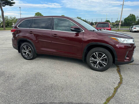2018 Toyota Highlander LE