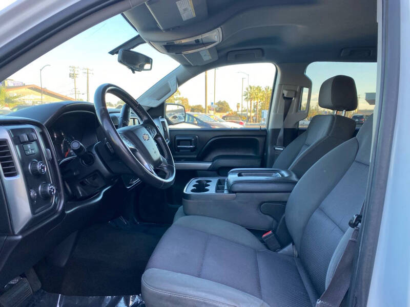 2015 Chevrolet Silverado 1500 LT photo 9