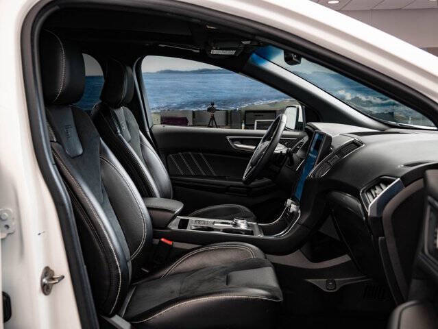 2024 Ford Edge ST