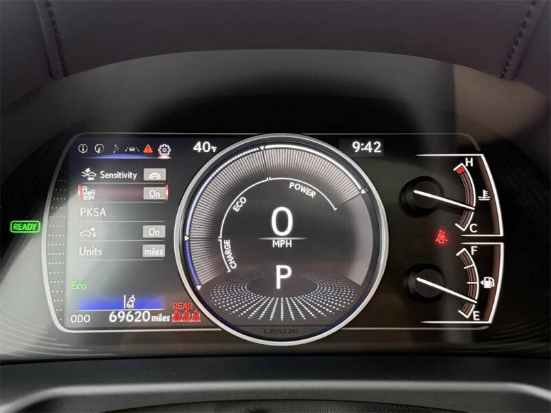 2021 Lexus ES 300h Luxury