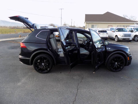 2018 Volkswagen Tiguan 2.0T SEL Premium 4Motion