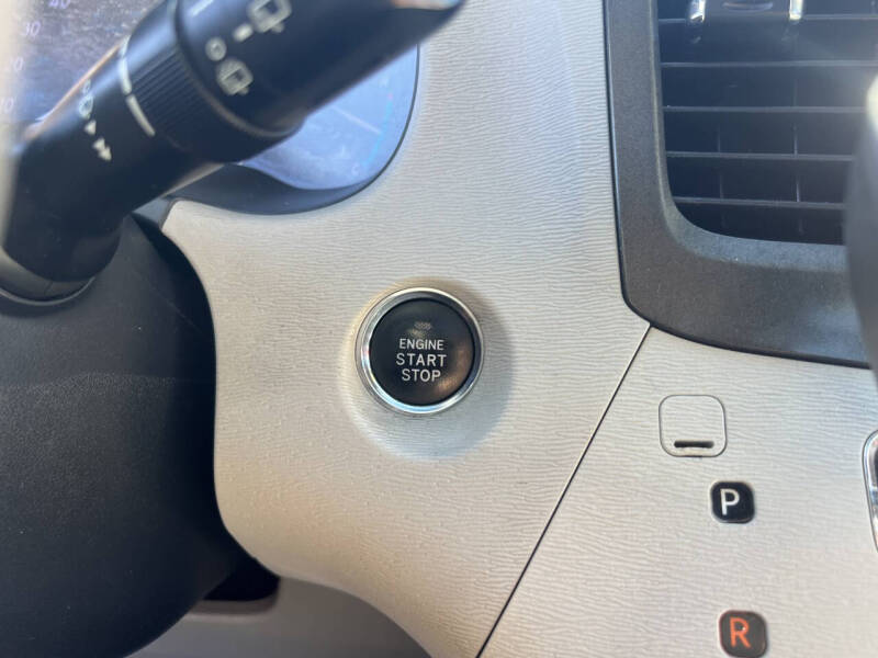 2011 Toyota Sienna