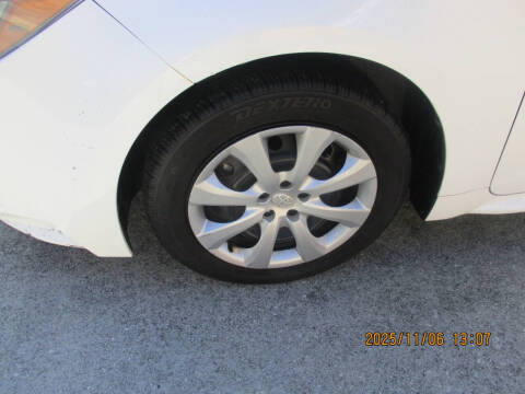 2020 Toyota Corolla LE