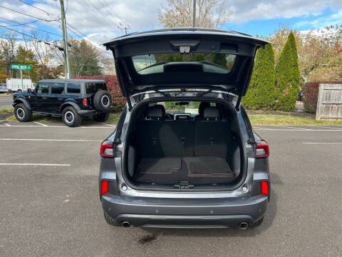 2023 Ford Escape ST-Line