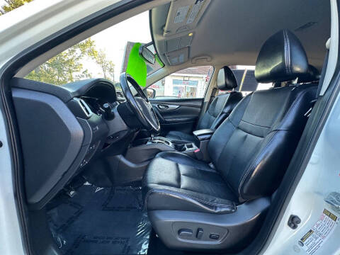 2016 Nissan Rogue SL