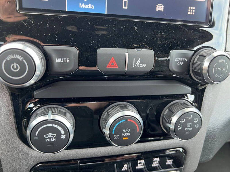 2026 RAM 1500 Express