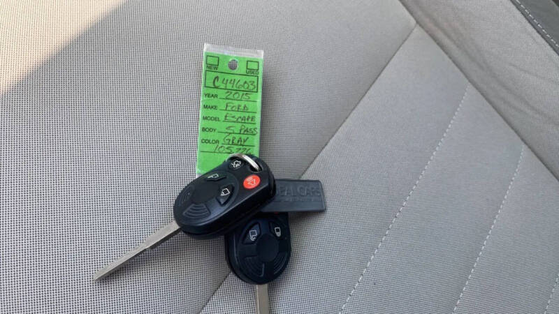 2015 Ford Escape SE