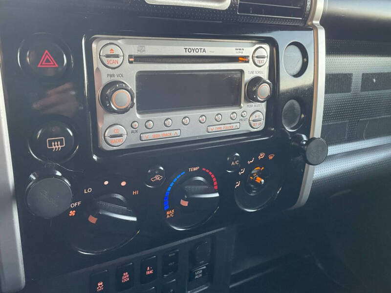 2014 Toyota FJ Cruiser