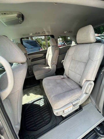 2015 Honda Odyssey LX