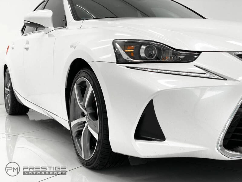 2017 Lexus IS 300