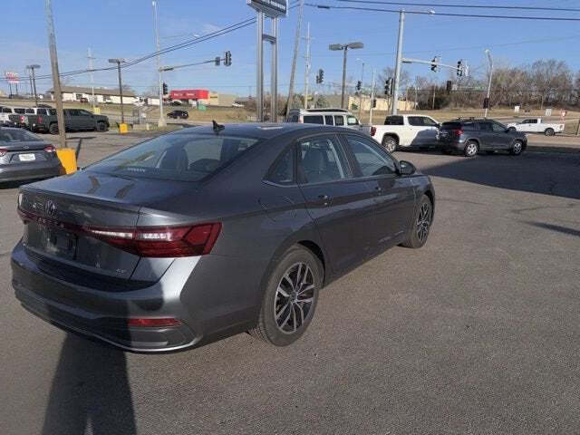 2025 Volkswagen Jetta SE