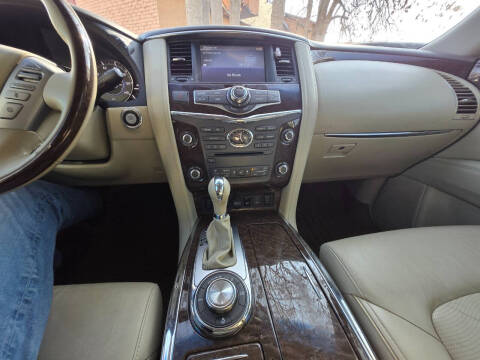 2015 Infiniti QX80