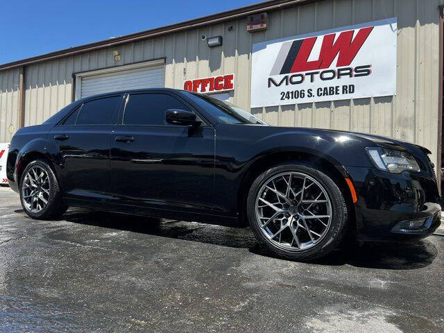 2019 Chrysler 300 S