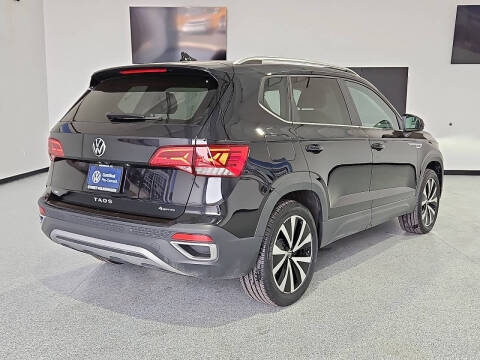 2023 Volkswagen Taos SE 4Motion