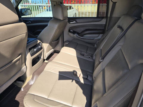 2017 Chevrolet Suburban LT