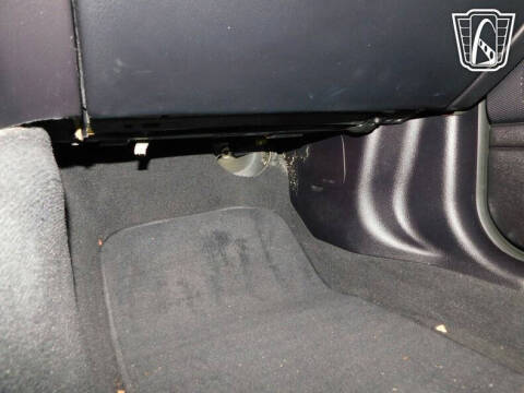 2004 Ford Thunderbird Deluxe