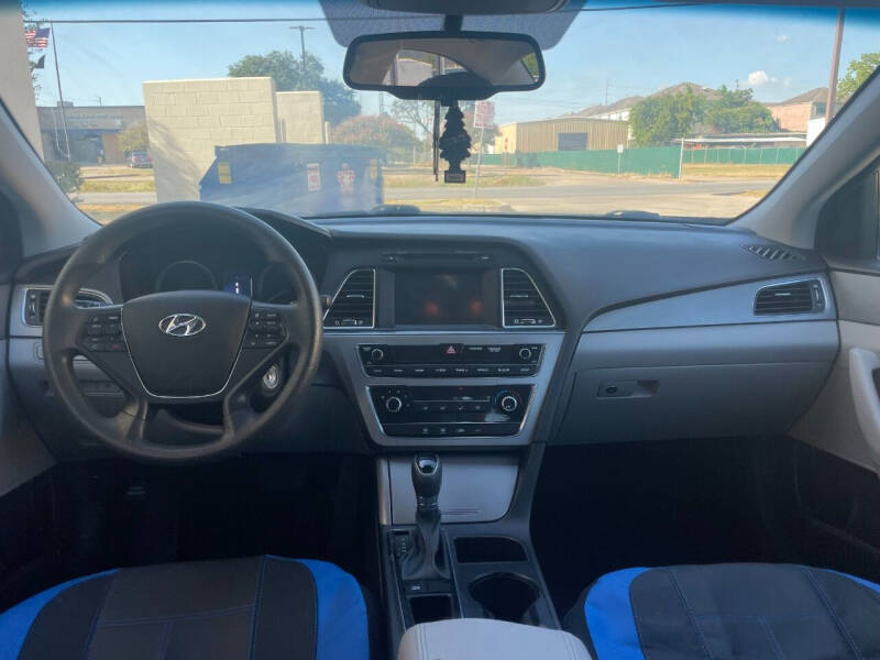 2016 Hyundai Sonata SE