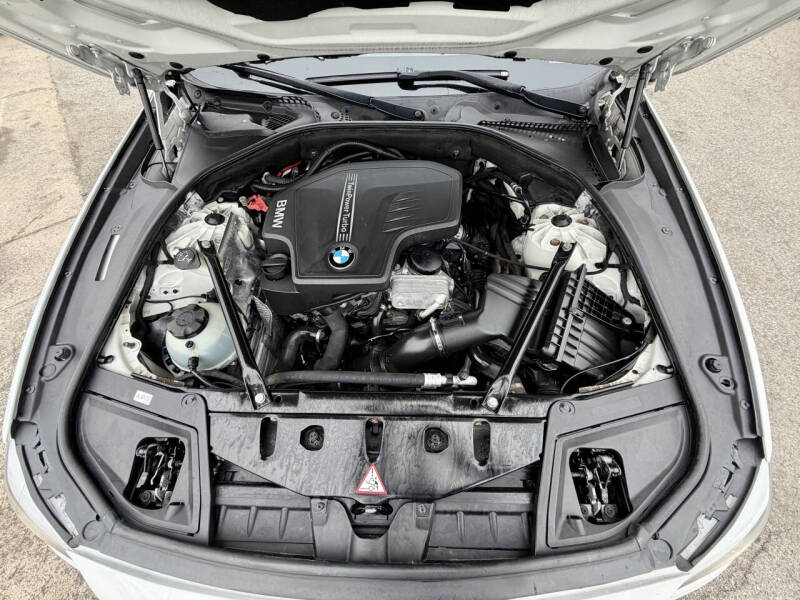 2013 BMW 5 Series 528i xDrive