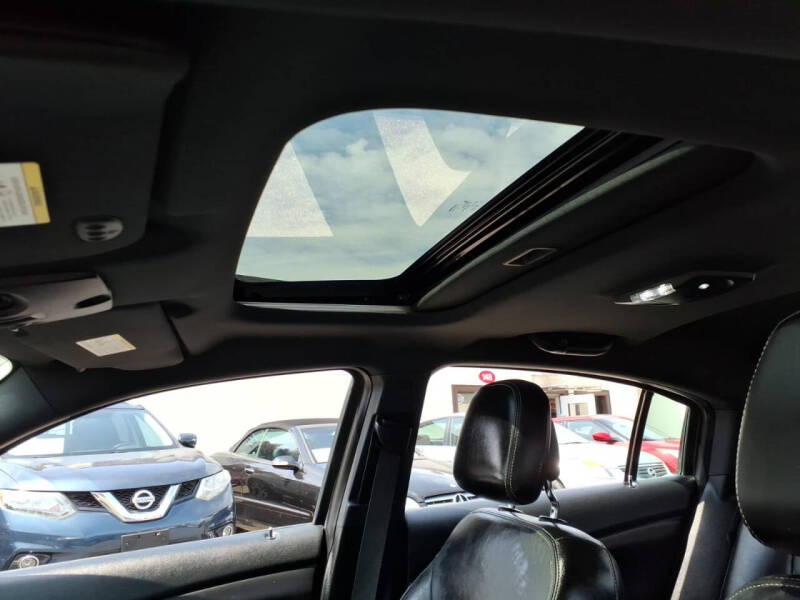 2013 Chrysler 200 Limited