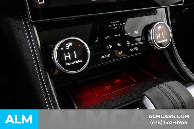 2025 Jaguar F-PACE P250 R-Dynamic S