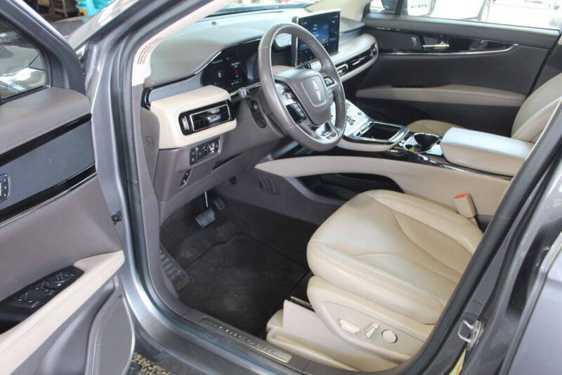 2022 Lincoln Nautilus Standard