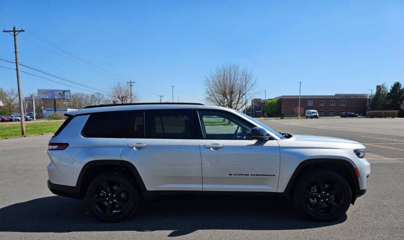 2021 Jeep Grand Cherokee L Laredo