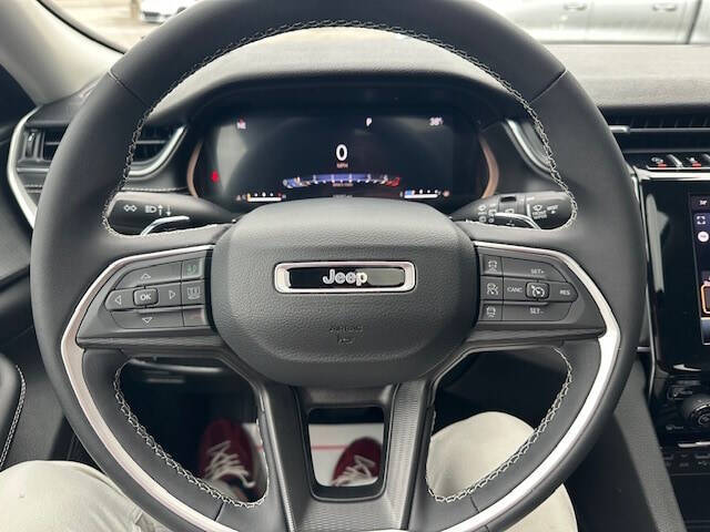 2024 Jeep Grand Cherokee Laredo