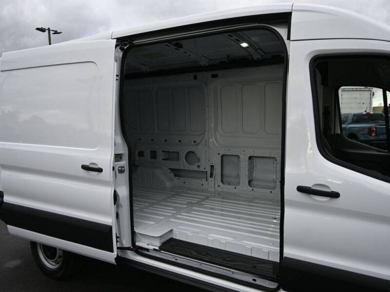 2026 Ford Transit 250
