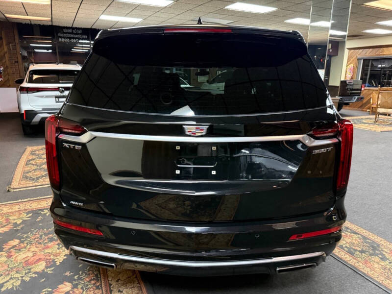 2024 Cadillac XT6 Luxury