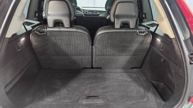 2018 Volvo XC90 T5 Momentum 7-Passenger