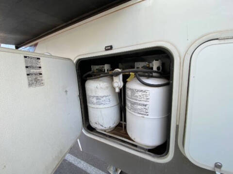 2010 Keystone RV Raptor