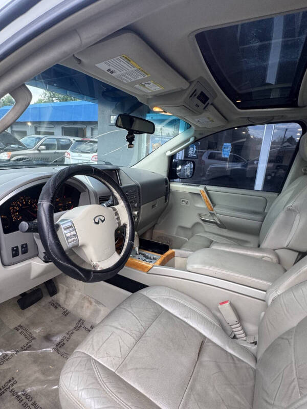 2005 Infiniti QX56