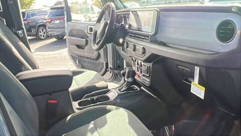 2025 Jeep Gladiator Willys