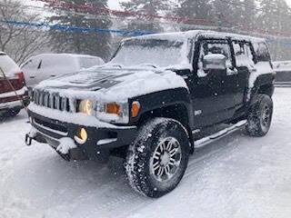 2006 HUMMER H3 for sale at Chuckie Bizzarro's Fleetwing Auto in Erie, PA