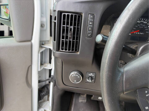 2017 Chevrolet Express LT 3500