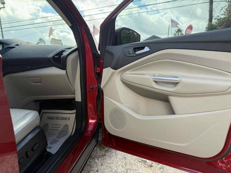 2019 Ford Escape Titanium