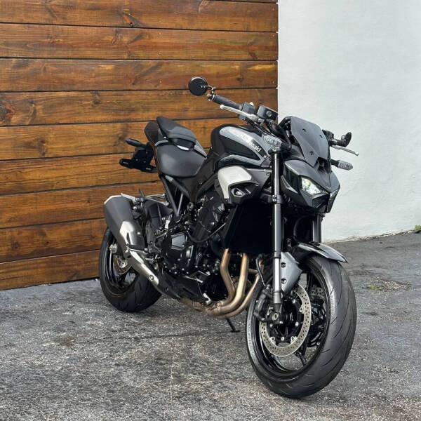 2025 Kawasaki Z900 ABS
