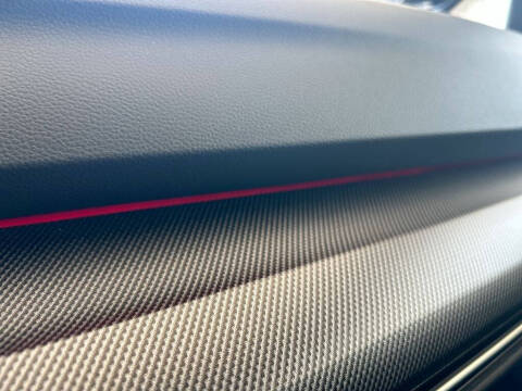 2025 Volkswagen Golf GTI SE